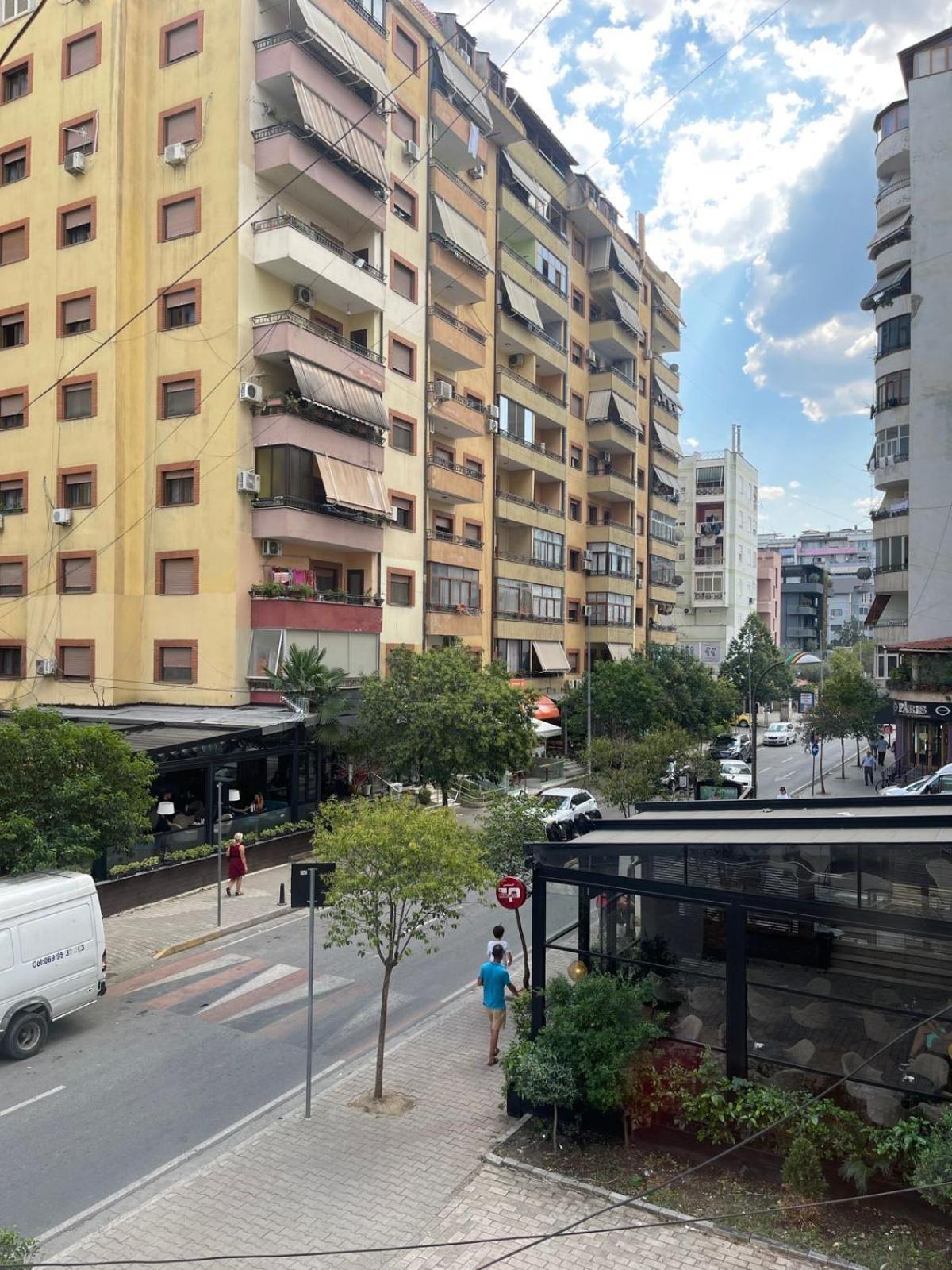 Maris Apartment 티라나 외부 사진