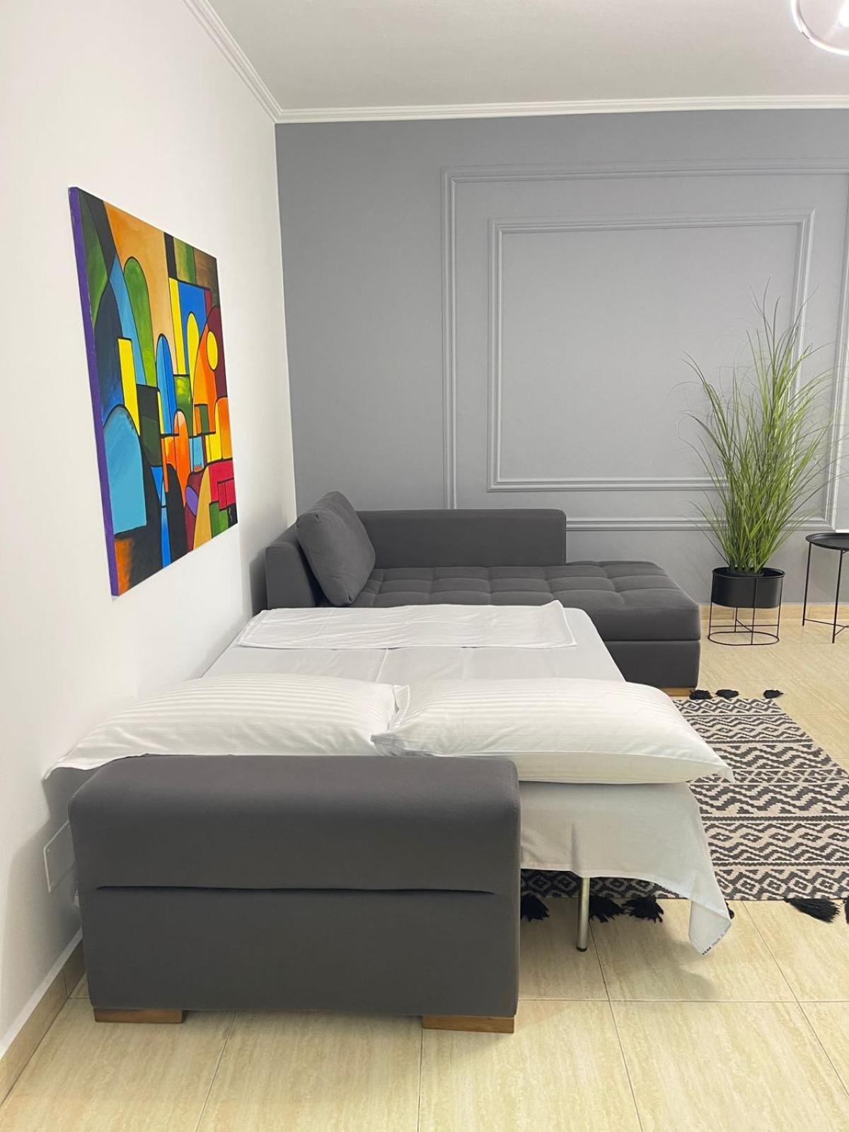 Maris Apartment 티라나 외부 사진